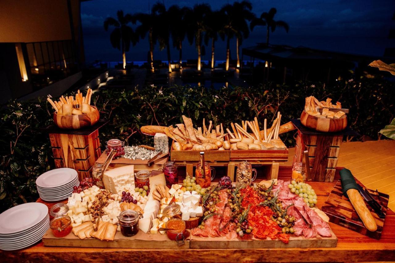 巴拿马jw万豪酒店 巴拿马城 外观 照片 A cheese and cold cuts display