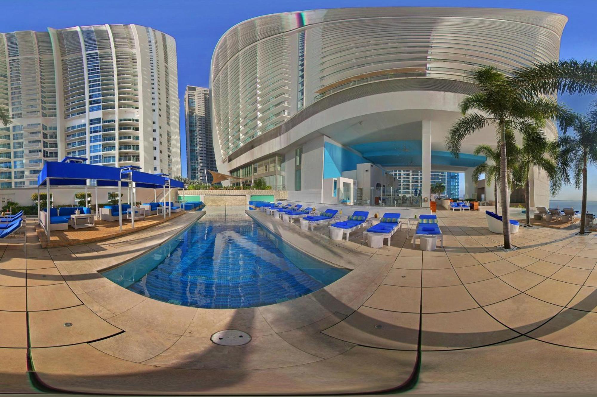 巴拿马jw万豪酒店 巴拿马城 外观 照片 Panorama of the pool area